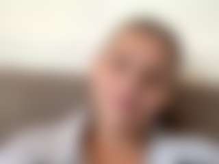 Live cam show with Avelia - Tattoos Mature on Latina Girls