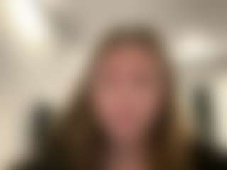 Live cam show with Avelia - Curvy Middle Aged on sexytreat.net