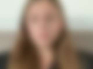 Avelia's Live Sex Cam Show