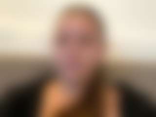 Live cam show with Avelia - Upskirt on nudelive.tv