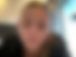 Live cam show with Avelia - College Big Tits on Camiplay Live