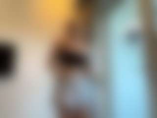 Live cam show with Avelia - Arab Solo Show on Camsoda