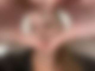 Live cam show with Avelia - Black College on CSO-WL