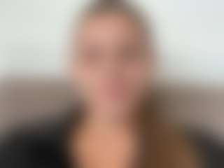Live cam show with Avelia - Black Amateur on liverealitysex.com