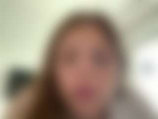 Avelia's Live Sex Cam Show