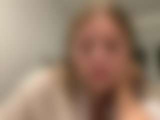 Live cam show with Avelia - Ebony on TottyGirls | lithuania