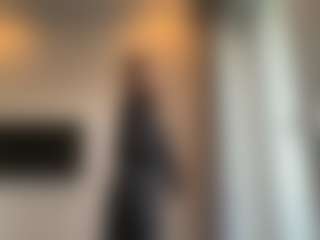 Avelia's Live Sex Cam Show