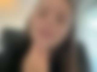 Avelia's Live Sex Cam Show