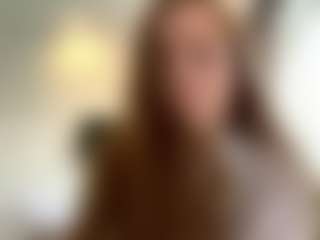 Live cam show with Avelia - Amateur Curvy on Soda Cam