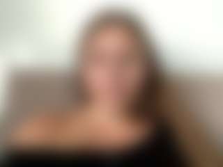 Live cam show with Avelia - Amateur Mature on crypto-cams