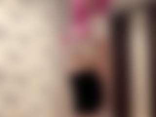 Live cam show with Mira - Dildo Or Vibrator on liverealitysex.com