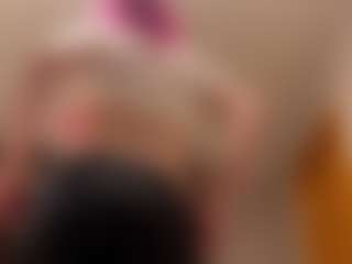 Mira's Live Sex Cam Show