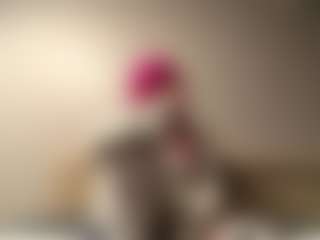 Live cam show with Mira - Dirty Talk on Uber Horny