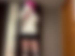 Live cam show with Mira - Neon Hair on sexylive.show