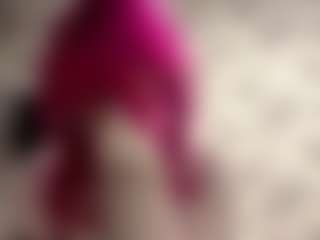 Mira's Live Sex Cam Show
