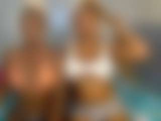 LunaDarlin's Live Sex Cam Show