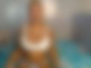 LunaDarlin's Live Sex Cam Show