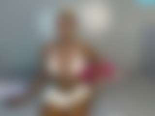 LunaDarlin's Live Sex Cam Show