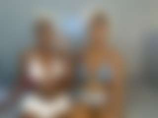 LunaDarlin's Live Sex Cam Show