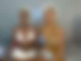LunaDarlin's Live Sex Cam Show