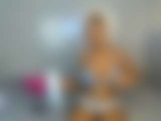 LunaDarlin's Live Sex Cam Show