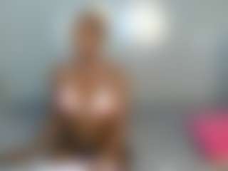 LunaDarlin's Live Sex Cam Show