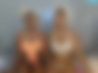 Live cam show with LunaDarlin - Squirt Toys on SquirtSoMuch