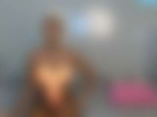 LunaDarlin's Live Sex Cam Show