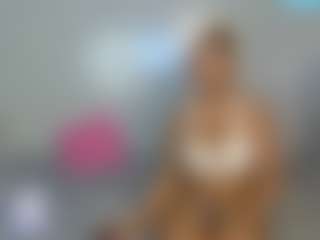 LunaDarlin's Live Sex Cam Show
