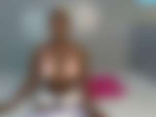 LunaDarlin's Live Sex Cam Show