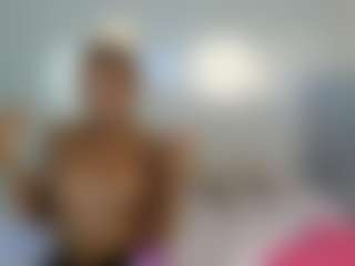 LunaDarlin's Live Sex Cam Show