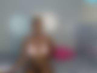 Live cam show with LunaDarlin - Sexwebcam Mature on nudelive.tv