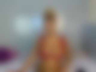 Live cam show with LunaDarlin - Ass Bouncing on Strip Flash - Live Sex Shows