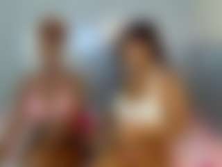 Live cam show with LunaDarlin - Strip on StripNow