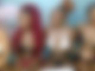 Live cam show with LunaDarlin - Bedroom on Gym Cam Girls