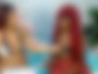 Live cam show with LunaDarlin - Deepthroat on Gym Cam Girls