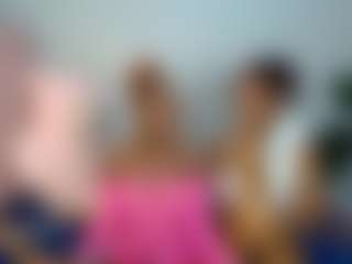 Live cam show with LunaDarlin - Skinny on slutload