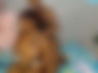 Live cam show with LunaDarlin - Squirt on Streamer API