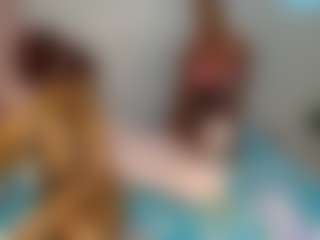 Live cam show with LunaDarlin - Twerk on Fling VIP Chat