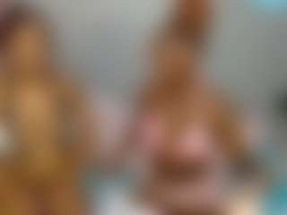 Live cam show with LunaDarlin - Brown Eyes on Gym Cam Girls