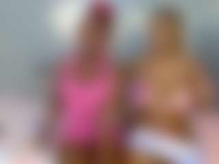 Live cam show with LunaDarlin - Twerk on Camsoda