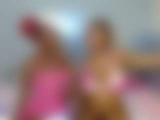 Live cam show with LunaDarlin - Mature Young Adult on Mixed Magazine Live