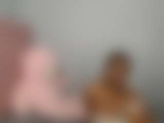 Live-Cam-Show mit LunaDarlin - HD auf Camsoda