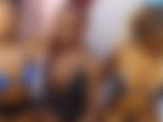 Live cam show with LunaDarlin - Mature on Camsoda