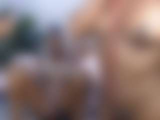 LunaDarlin's Live Sex Cam Show