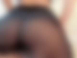 Ema-Jenner's Live Sex Cam Show