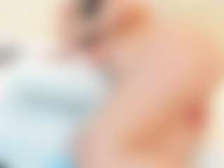 Live cam show with Ema-Jenner - New Brown Eyes on Camming Site