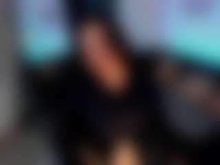 Live cam show with evazul - Skinny on AdultVida.com