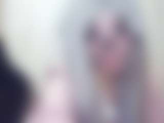 Live cam show with JanelleTinlin - Facial Piercings on xxxlivecams.org