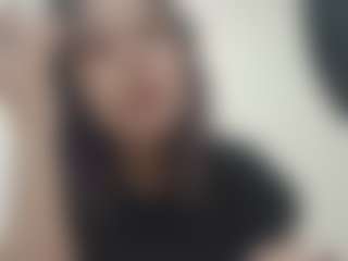 JuliZitzmann's Live Sex Cam Show